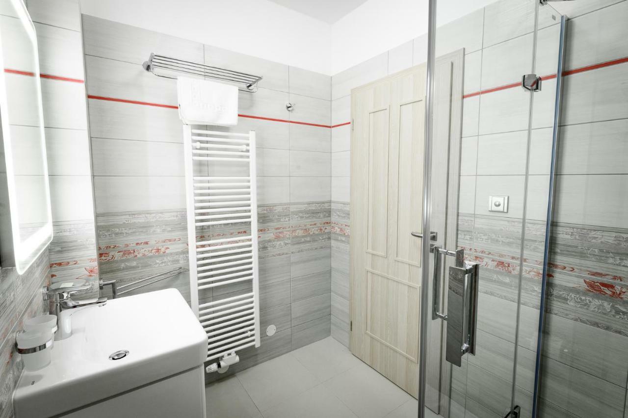 Vencluv Statek Hotel Javornice Buitenkant foto